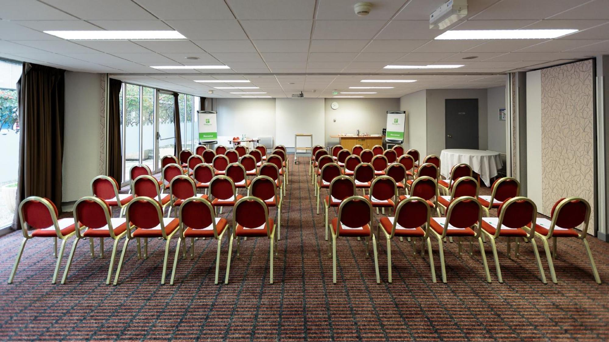 Ferrand Centre By Ihg Hotel